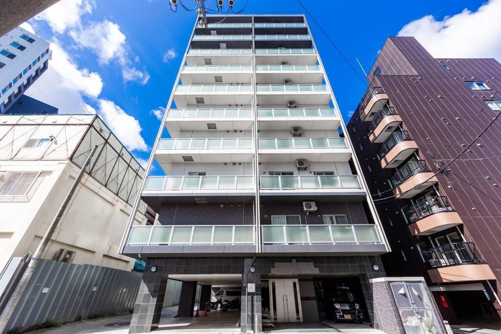 Crimson Apartment Sapporo Exterior photo